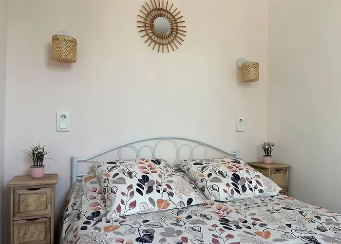 Meysouet-maison Refaite A Neuf Velo Bourg Дом отдыха *