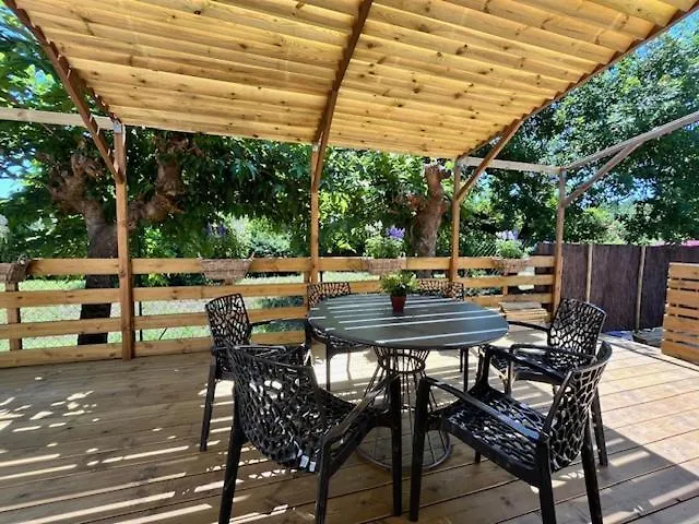 Meysouet-maison Refaite A Neuf Velo Bourg