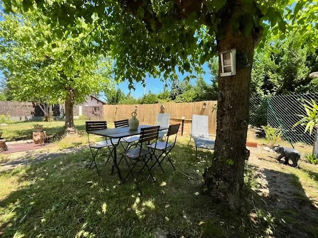 Meysouet-maison Refaite A Neuf Velo Bourg 펜션